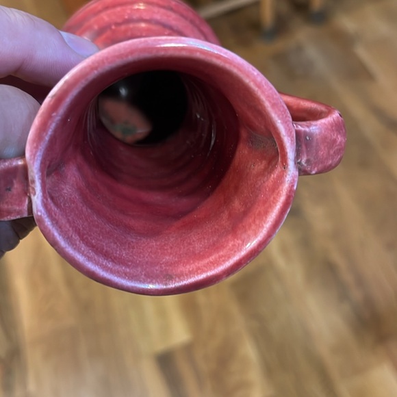 Vintage rare Shawnee pottery, ribbed double handle small vase, set of 2. - Picture 3 of 3